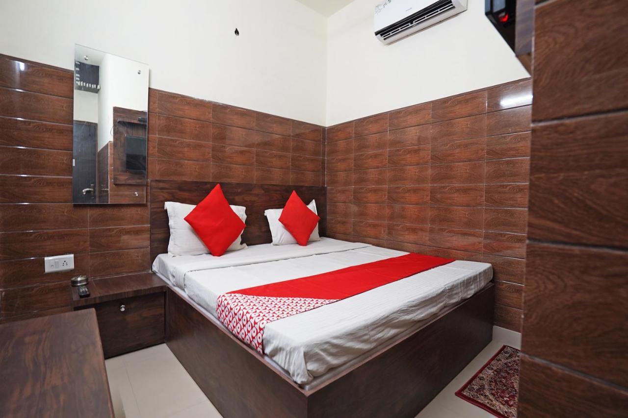 Hotel O Shri Sai Guest House Delhi  Ngoại thất bức ảnh