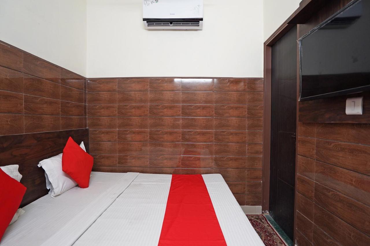 Hotel O Shri Sai Guest House Delhi  Ngoại thất bức ảnh