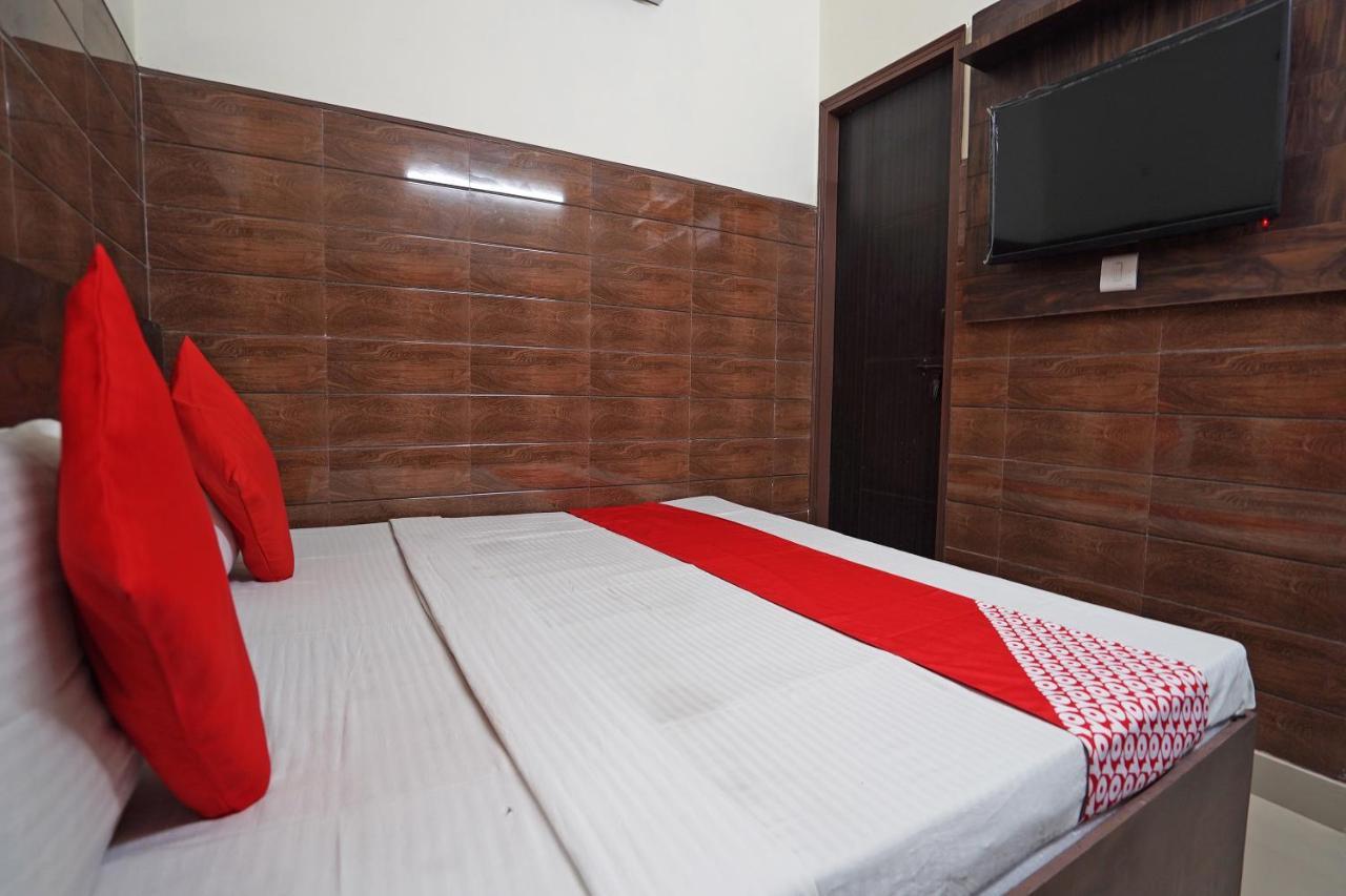 Hotel O Shri Sai Guest House Delhi  Ngoại thất bức ảnh
