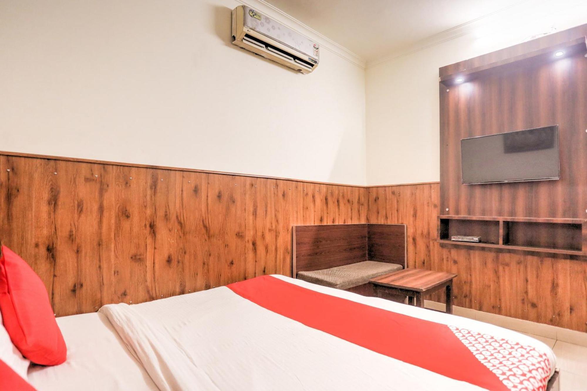 Hotel O Shri Sai Guest House Delhi  Ngoại thất bức ảnh