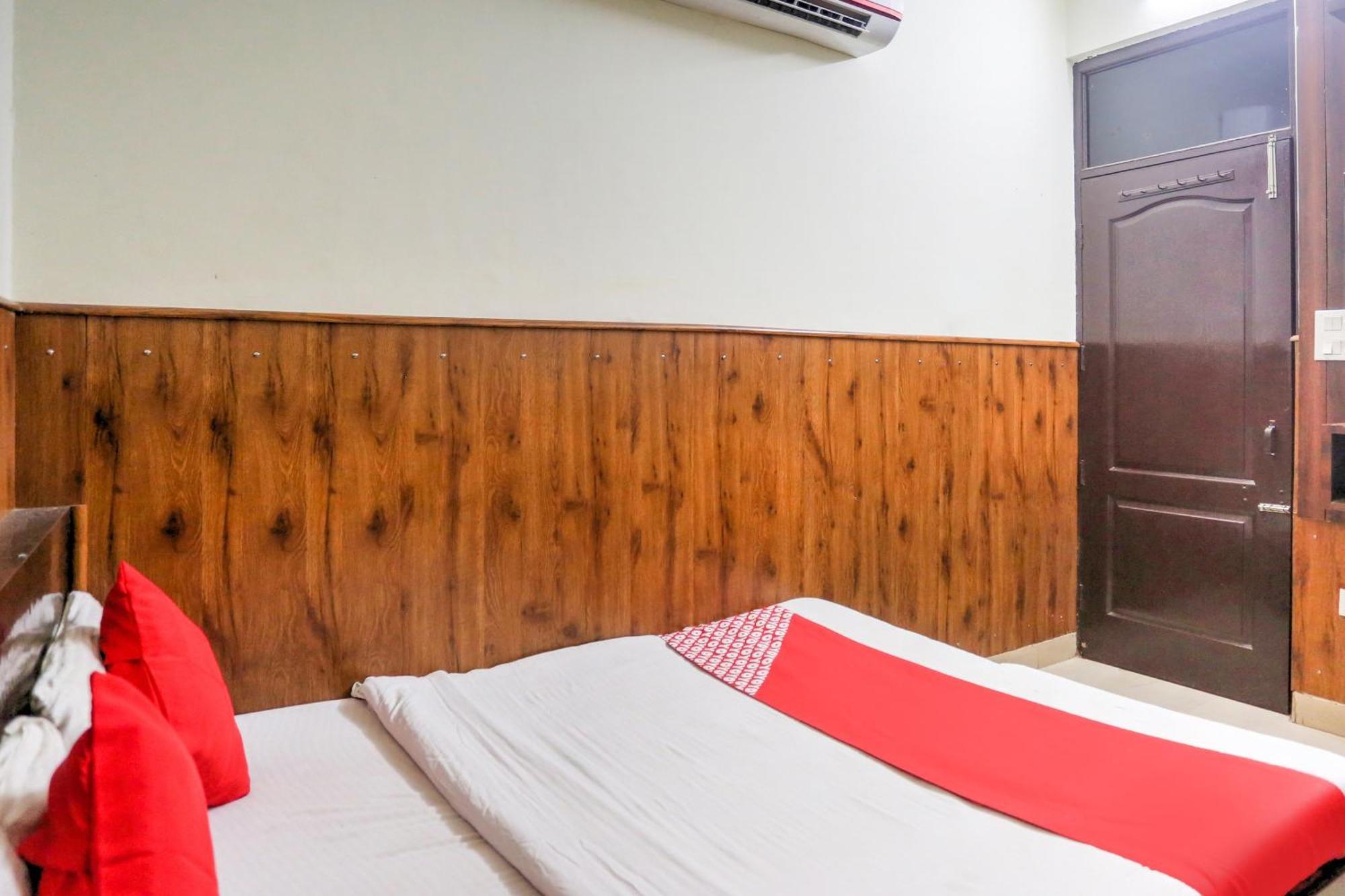 Hotel O Shri Sai Guest House Delhi  Ngoại thất bức ảnh