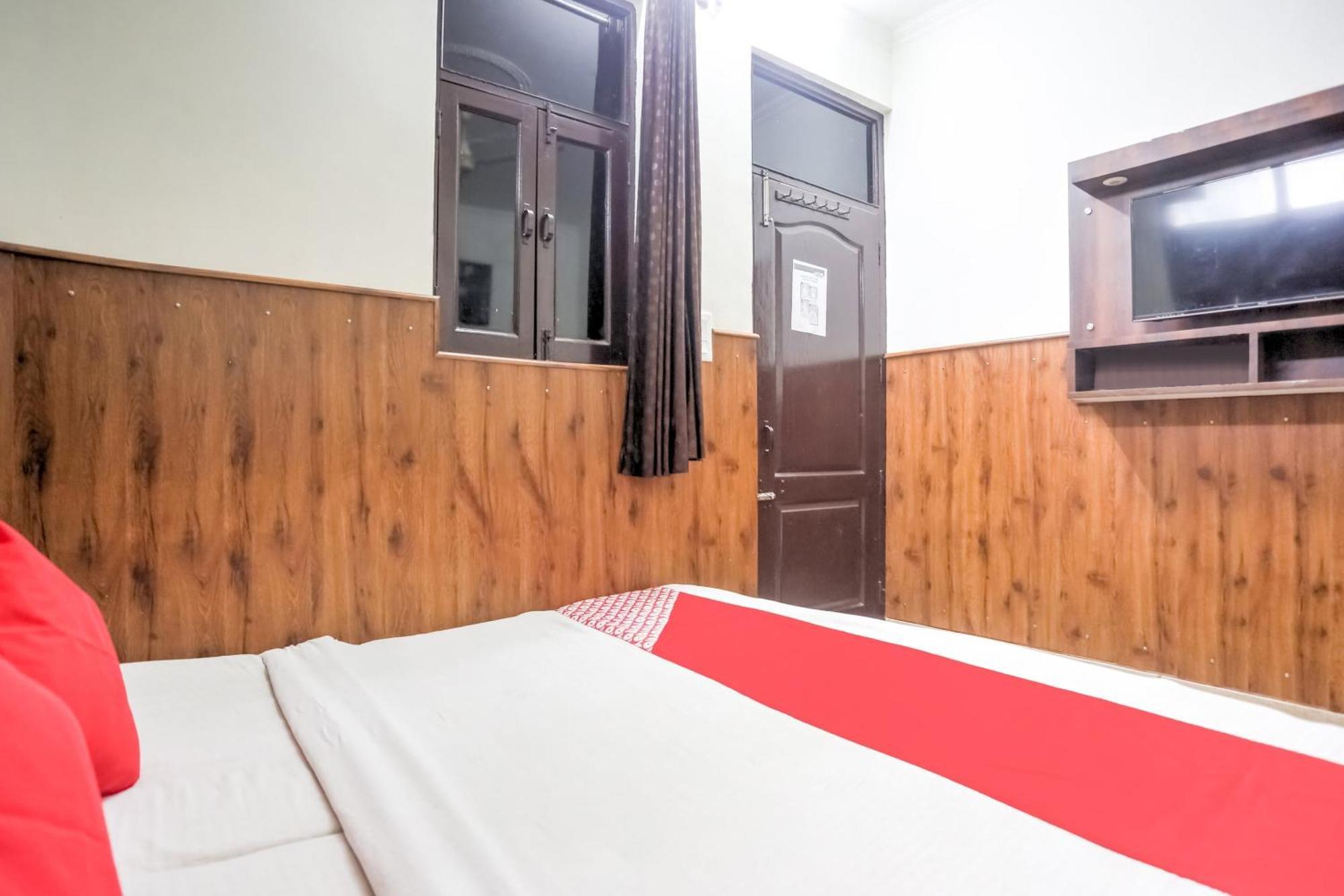 Hotel O Shri Sai Guest House Delhi  Ngoại thất bức ảnh