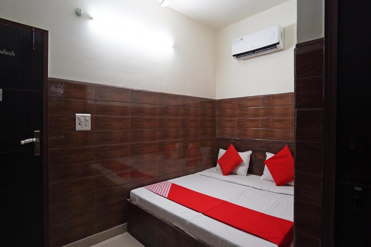 Hotel O Shri Sai Guest House Delhi  Ngoại thất bức ảnh