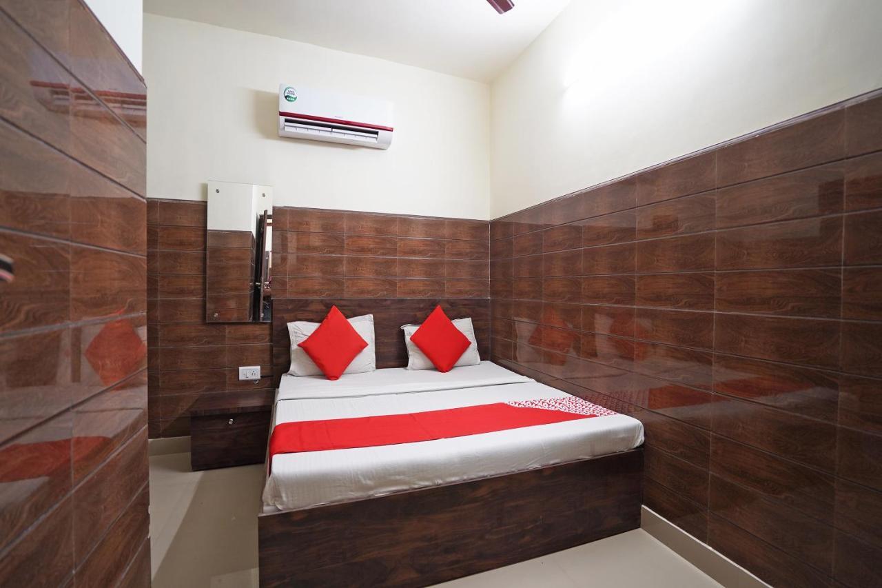 Hotel O Shri Sai Guest House Delhi  Ngoại thất bức ảnh