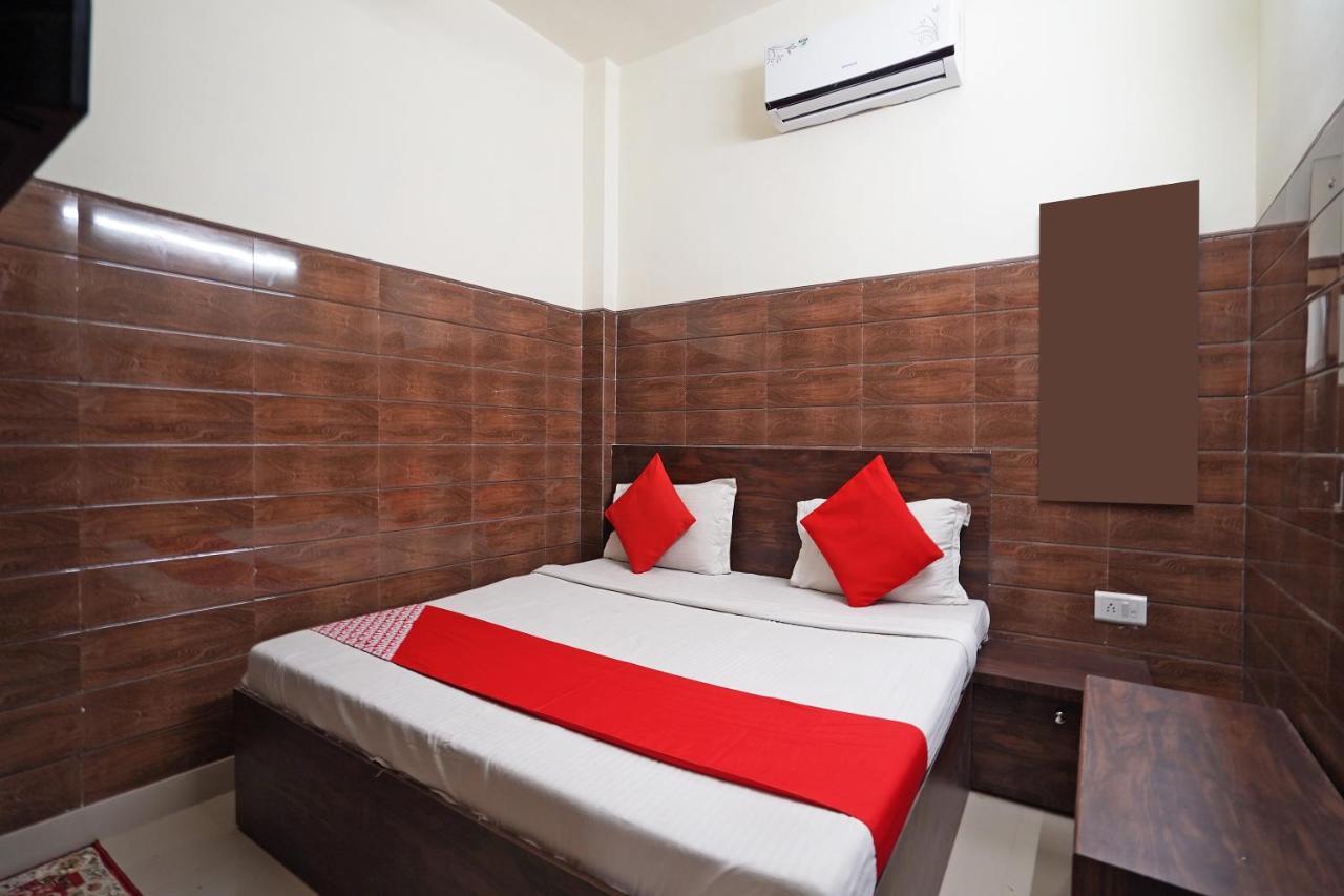 Hotel O Shri Sai Guest House Delhi  Ngoại thất bức ảnh