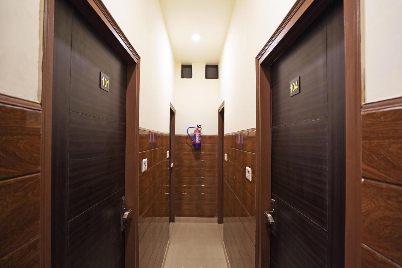 Hotel O Shri Sai Guest House Delhi  Ngoại thất bức ảnh